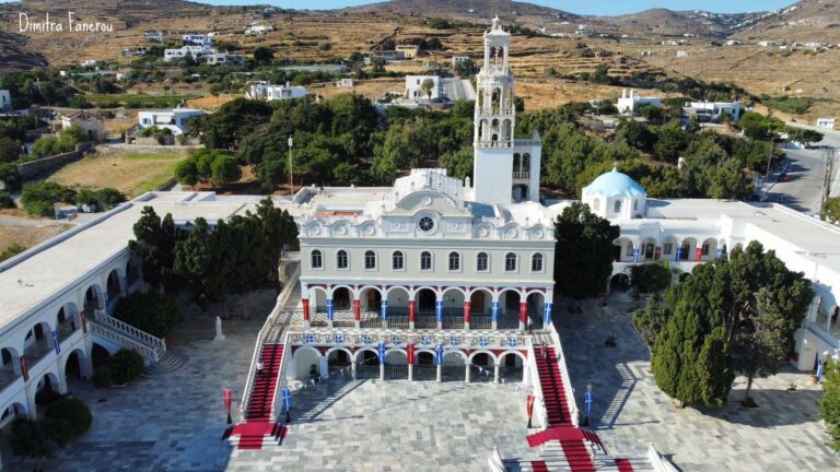 Kατάθεση ψυχής προς την Μητέρα του κόσμου και Κυρά της Τήνου