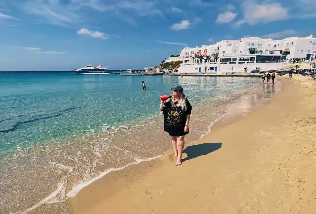 Μύκονος: 520 ευρώ για 2 κοκτέιλ και ένα πιάτο καλαμαράκια - «Πάθαμε σοκ με τον λογαριασμό» 4 d694d487 68c6 47e0 9d12 2e49fca8b2bb