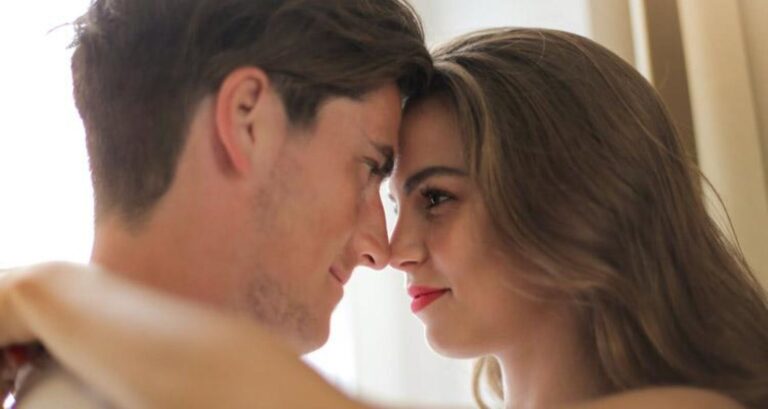 Είμαι χωρισμένη και εδώ και 11 χρόνια πάω μόνο με παντρεμένους