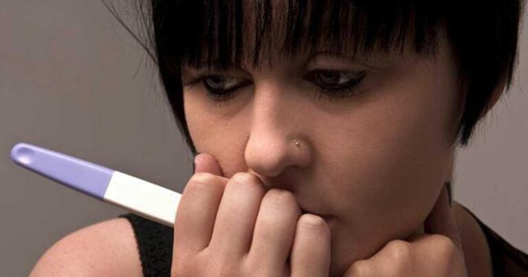 Έμεινα έγκuος από τον πρώην άντρα μου, που περιμένει παιδί από τη νέα του γυναίκα. Να κρατńσω ή όχι το μωρό;