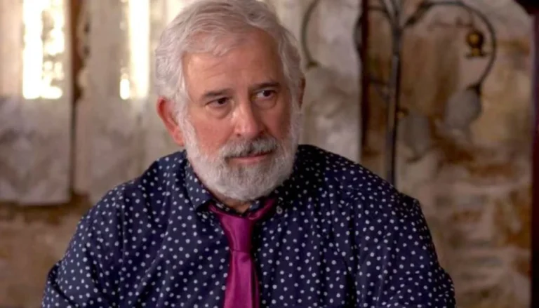 Η μοναδική που έμεινε δίπλα του: Η ηθοποιός που στηρίζει μέχρι τέλους τον Πέτρο Φιλιππίδη