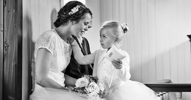 Γάτα η μανούλα, βρήκε γαμπρό τζιμάνι που τον αγάπησε πολύ και ζούσαμε όλοι μαζί ξανά ευτυχισμένοι