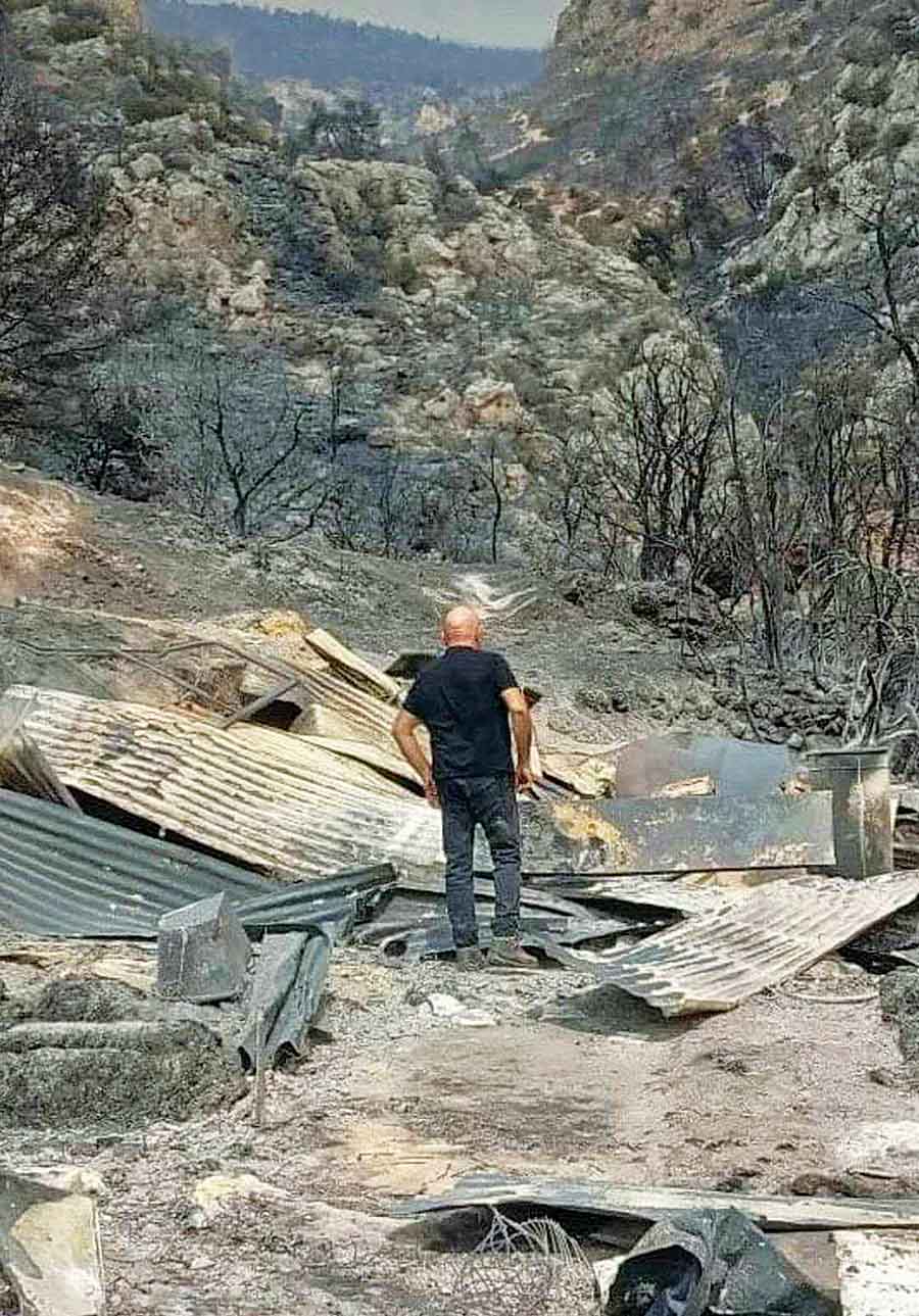 Σπύρος Μπρέμπος: Κάηκε ολοσχερώς το σπίτι του «βασιλιά των πανηγυριών» mprempos2508