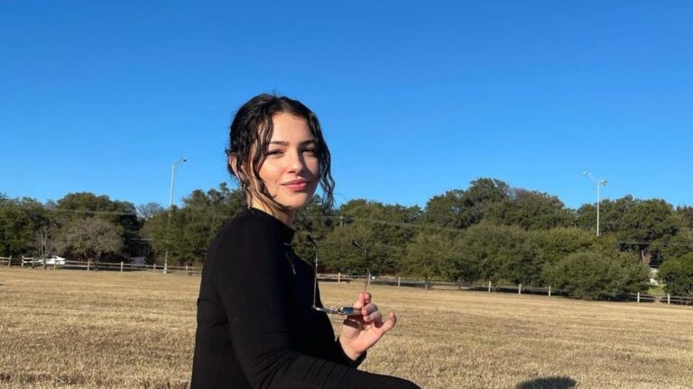 Νευροεπιστήμονας αποκαλúπτει τα 3 πράγματα που δεν πρέπει να κάνεις το πρωί όταν ξυπνάς