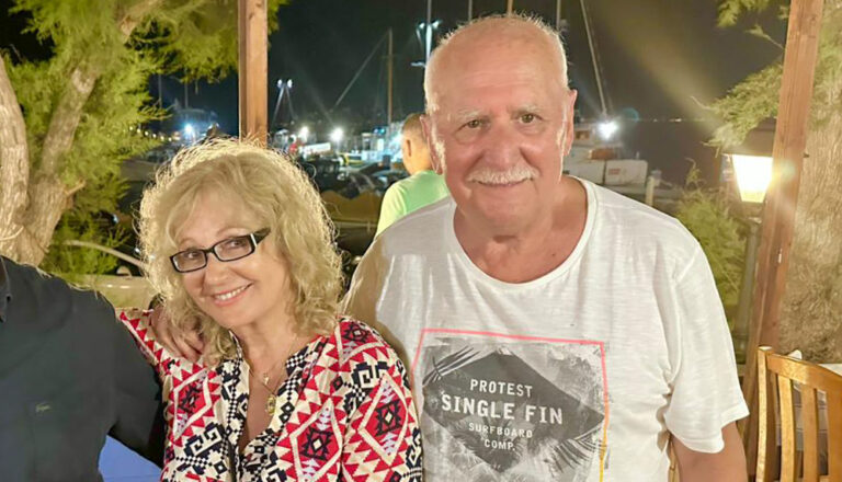 Αγγελική Νικολούλη και Γιώργος Παπαδάκης: Συνάντηση των «αρχαιότερων» της ελληνικής τηλεόρασης στη Νάξο