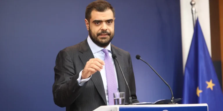 Μαρινάκης για φωτιές: «Είναι προφανές ότι όταν έχεις τόσο πολλά μέτωπα εξετάζεις όλα τα ενδεχόμενα»