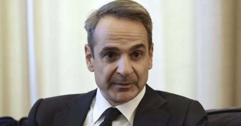 Δημόσιο χρέος: Πώς εκτινάχθηκε στο ύψος – ρεκόρ των 404,68 δισ. ευρώ