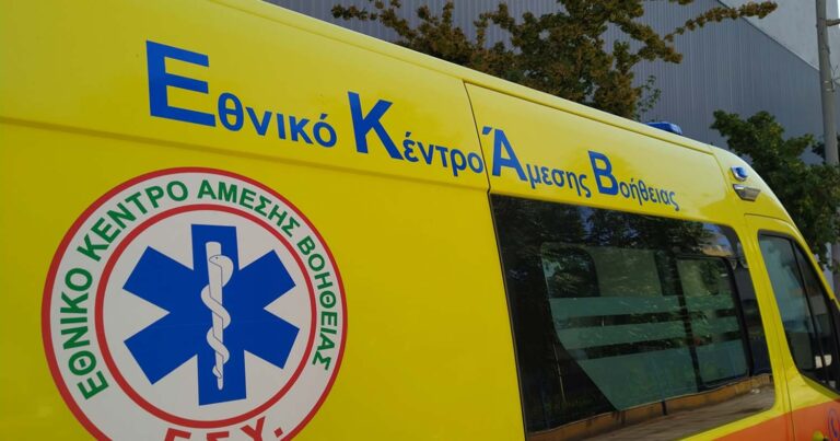 Λαγονήσι: Επανέφεραν τον 48χρονο που έσωσε τον γιο του από πνιγμό – Σε κρίσιμη κατάσταση