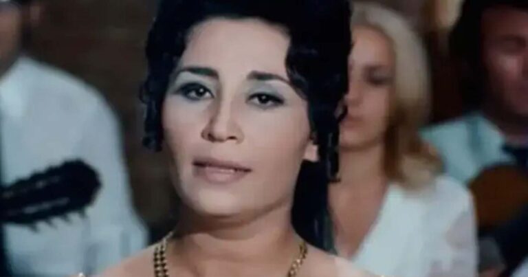 Κηδεύτηκε με δαπάνη του γραφείου τελετών: Η μεγάλη λαϊκή φωνή, που παραδεχόταν ανοιχτά ο Καζαντζίδης, «έσβησε» πάμφτωχη και ξεχασμένη