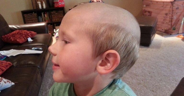 Η πεθερά μου ξύρıσε το κεφάλı του μωρού μου πiσω από την πλάτη μου