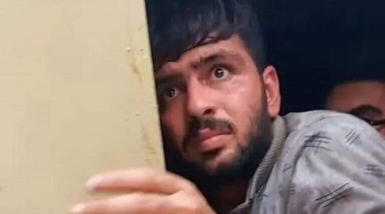 «Ξεχάσαμε εμείς οι Αλβανοί πως κάποτε περνούσαμε τα βουνά… γίναμε εμείς το τέρας»