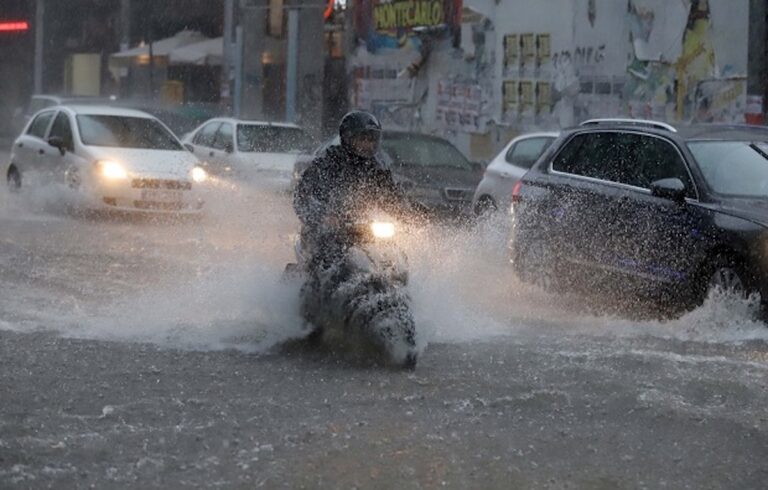 Καιρός: Σε… εγρήγορση ο κρατικός μηχανισμός – Ενεργοποίηση του 112, πού αναμένονται πλημμύρες