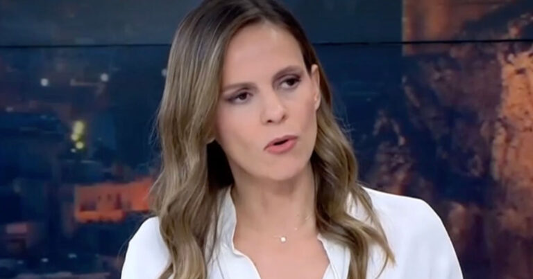 Έφη Αχτσιόγλου: «Δεν έκανε γλωσσικό ολίσθημα ο Στέφανος Κασσελάκης, είναι ανέτοιμoς»