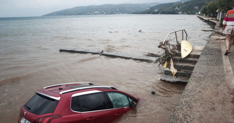 Μαγνησία: Απαγορεύεται η κολύμβηση σε όλες τις ακτές