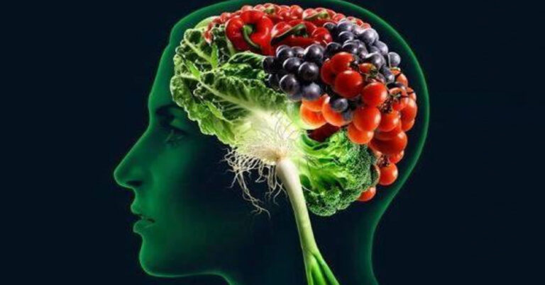 Nόσος Αλτσχάιμερ: Η διατροφή που «σβήνει» 18 χρόνια από το μυαλό και το ξανανιώνει