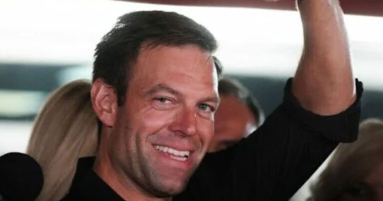 Στέφανος Κασσελάκης: Δύσκολη η επόμενη ημέρα στο ΣΥΡΙΖΑ για τον νέο πρόεδρο – Τα σενάρια διάσπασης και πως θα τα αντιμετωπίσει