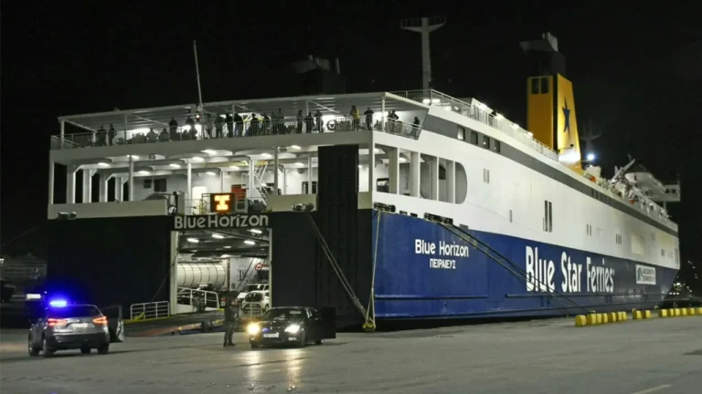 Blue Horizon-Στο επίκεντρο ο καπετάνιος: «Βλέπει τα πάντα από τις κάμερες του πλοίου, αυτός έκλεισε την πόρτα»