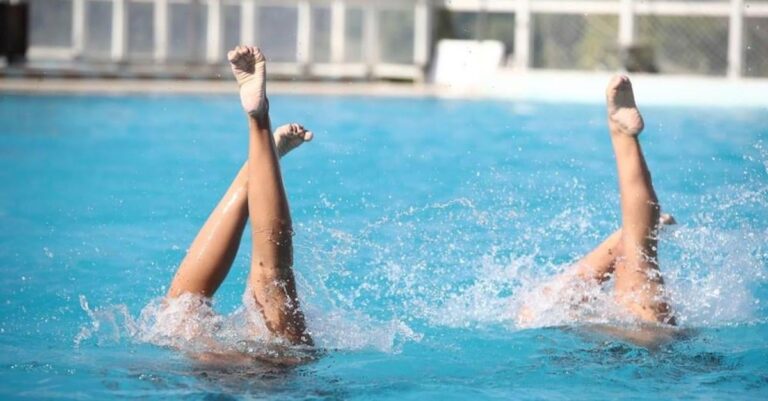 Καλλιτεχνική κολύμβηση: Πρωταθλήτριες κόσμου Καραμανίδου και Θάνου – Πρώτη φορά για τα ελληνικά χρώματα