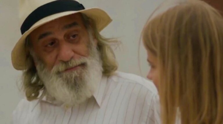 Αποθέωση για τον Γιώργο Νινιό από το κοινό: «Άλλο ένα βράδυ κεντάει…»