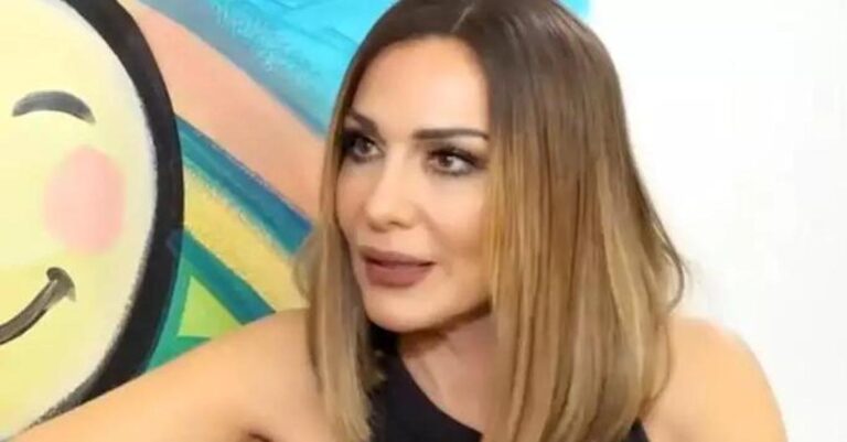 Δέσποινα Βανδή: «Δύο μήνες ήμουν πατάτα τηγανητή και ρακή»