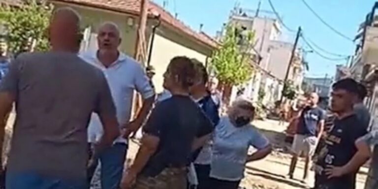 Βόλος: Πολίτες στριμώξαν και έβρισαν τον Αχιλλέα Μπέο