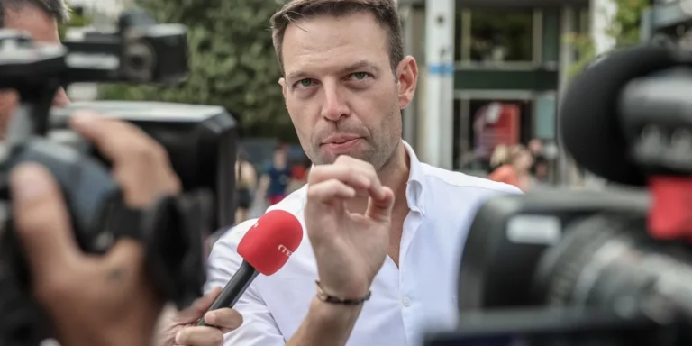 Απίθανο βίντεο του Luben για τη βόλτα και το σόου Κασσελάκη στο Σύνταγμα -Τα γαλλικά, το παρκούρ, το φαγητό