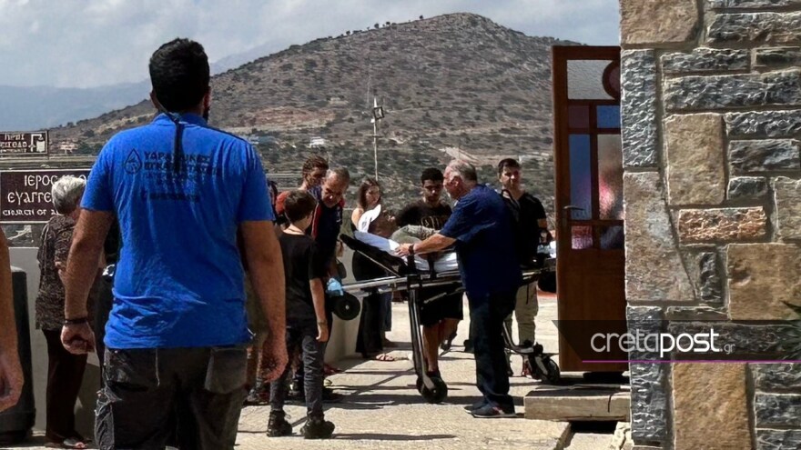 Δάρκυσε και η Παναγία στην κηδεία του Αντώνη - «Δεν θα ξεχάσουμε ποτέ το δικό του χαμόγελο, την καλοσύνη και την αγάπη που είχε για τον κόσμο» 3 KHDEIA-ANTONHS-BLUE-HORIZON-1