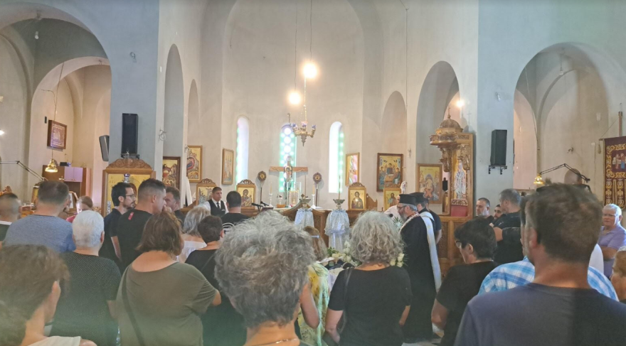 Δάρκυσε και η Παναγία στην κηδεία του Αντώνη - «Δεν θα ξεχάσουμε ποτέ το δικό του χαμόγελο, την καλοσύνη και την αγάπη που είχε για τον κόσμο» 15 kideia__2_