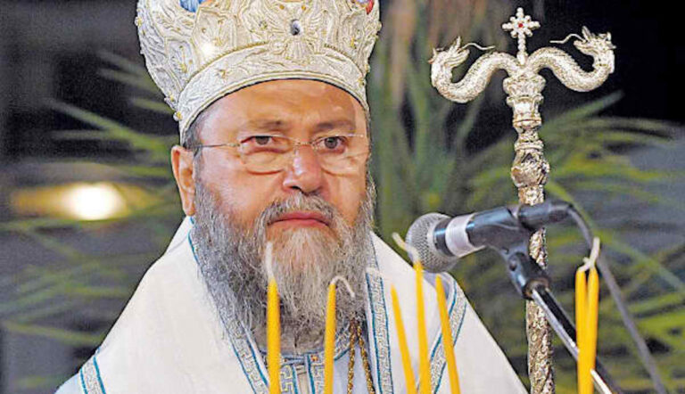 Λουτράκι: «Όχι» από τον Μητροπολίτη Κορίνθου στις νέες ταυτότητες – Όσα είπε στο κήρυγμά του