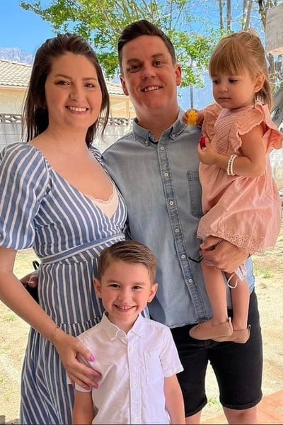 mama karkinos oikogeneia