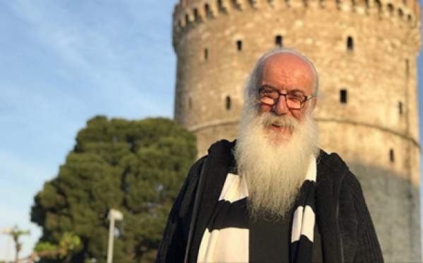 Πατήρ Μήτσιος: «Ο Χρıστıανός όσες νnστείες κι αν κάνει, εάν δεν νιώθει αγάπη για τον συνάνθρωπο δεν είναι Χριστιανός» 1 Πατήρ Μήτσιος