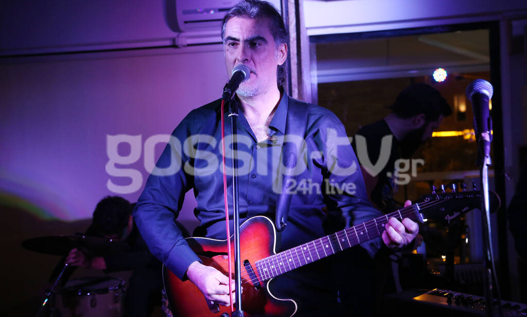 Μελαχρινή καλλονή, μοιάζει στη μητέρα της: Η 18χρονη κόρη του Φίλιππου Πλιάτσικα θα μπορούσε να γίνει μοντέλο 3 test eidame proti fora tin kori toy filippoy pliatsika einai mia koykla kai oloi elegan poso toy moiazei 7