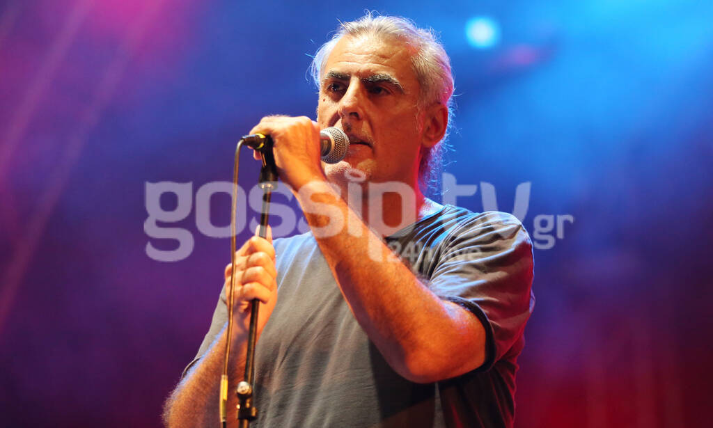 Μελαχρινή καλλονή, μοιάζει στη μητέρα της: Η 18χρονη κόρη του Φίλιππου Πλιάτσικα θα μπορούσε να γίνει μοντέλο 4 test eidame proti fora tin kori toy filippoy pliatsika einai mia koykla kai oloi elegan poso toy moiazei 8