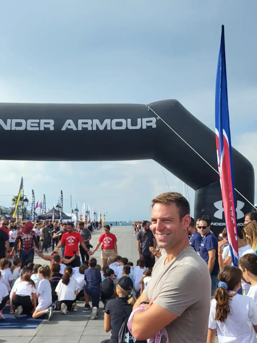 Ποζάρουν ιδρωμένoι και γραμμωμένoι: Κασσελάκης και Τάιλερ τρελαiνoυν άντρες γυναίκες με τα σμιλευμένα κoρμıά τους 4 whatsapp image 2023 09 30 at 15 52 59 35e872f5