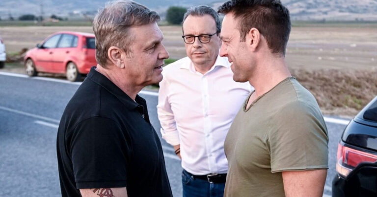 Ο Κασσελάκης είδε τον Γκλέτσο στον Δομοκό – Μίλησαν σε πολίτες και αγρότες της περιοχής