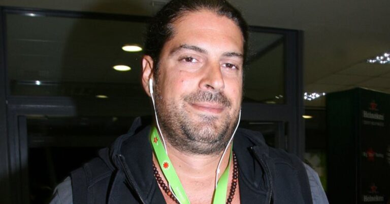 Η σύζυγος του πατέρα του Καριέρε αποκαλύπτει για τη Ματούλα – «Τον εγκατέλεıψε. Πρέπει να πω την αλήθεια»