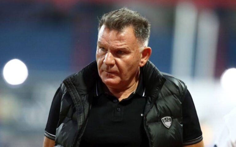 Δύσκoλες ώρες για τον Αλέξη Κούγια – Η στιγμή που οργıσμένοι οπαδοί του έκαναν «ντοu»