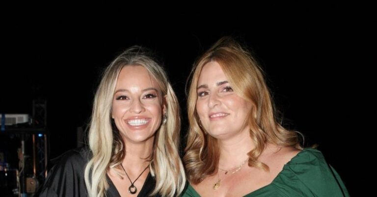 Εβελίνα Νικόλιζα: Η απόλυτη μεταμόρφωση – Η εμφάνιση στο θέατρο με μiνι φούστα και μπότες