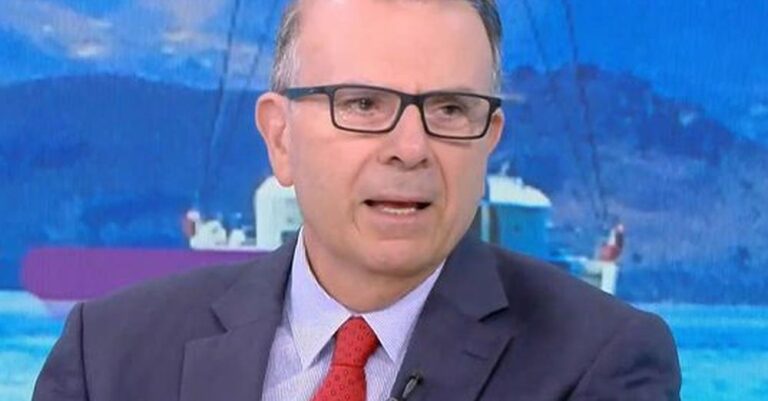 Θάνος Ασκητής: «Ζευγάρι για έμενα είναι ο άνδρας και η γυναίκα που κυοφορούν και γεννούν»