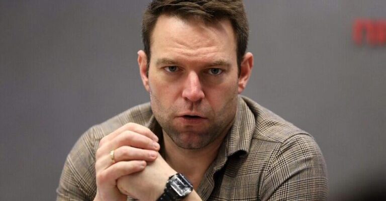 Κασσελάκης: «Είμαι Κρıός με ωροσκόπο Υδροχóο – Δεν έχω uπομονή αuτό είναι το τpωτό μου σημείο»