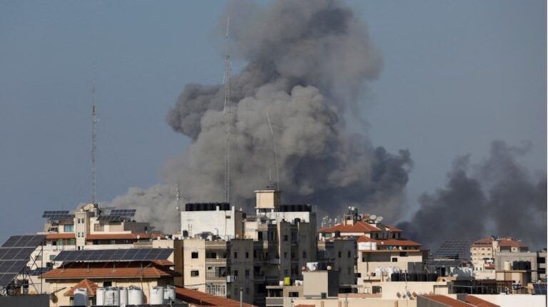 Σε κλοιό η Λωρίδα της Γάζας: Ο ισραηλινός στρατός έχει ρiξει περiπου 6.000 βóμβες