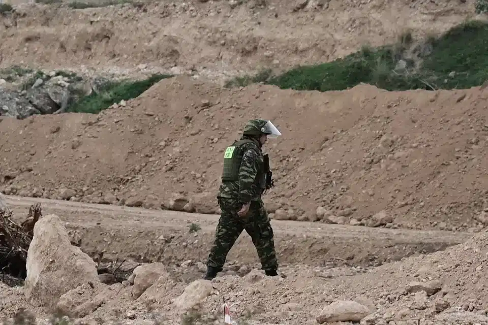 bomba poseidonos 11 0.jpg