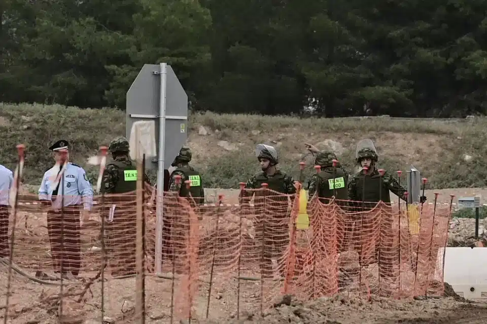 bomba poseidonos 14 0.jpg