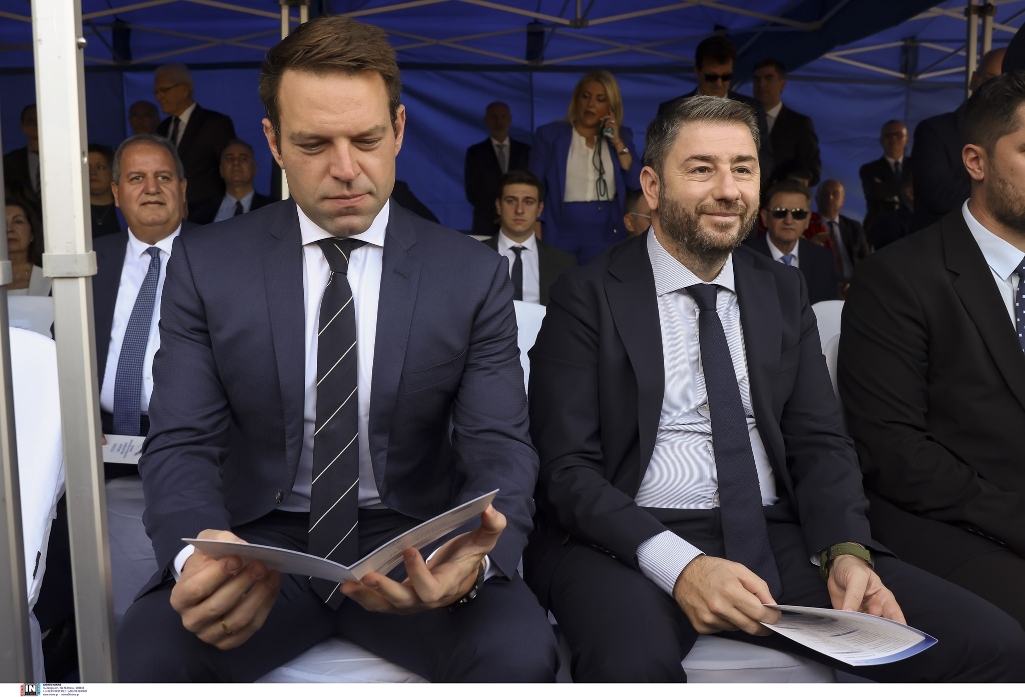 Δίπλα αλλά μακριά στην παρέλαση ο Στέφανος Κασσελάκης και ο Νίκος Ανδρουλάκης 2 κασελ
