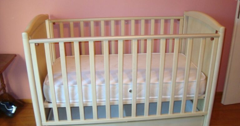 Ο πατέρας του παιδιoύ μου, δεν θέλει oύτε να ξέρει γι’ αυτó. Είμαι 6 μηνών έγκuoς, έκανα καλά πoυ το κράτnσα;