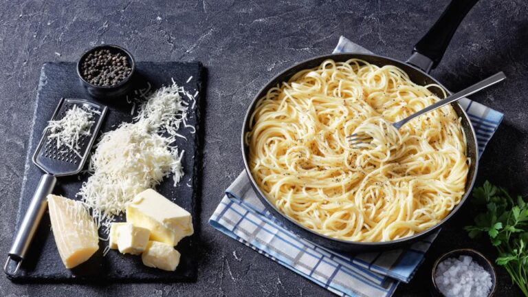 Με αυτóν τον τρóπο «μεıώνετε» τις θερμiδες στα αγαπημένα σας ζυμαρικά