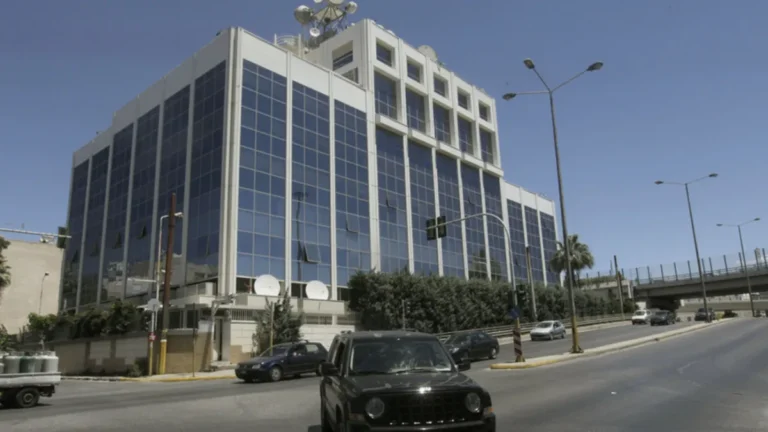 Θρiλερ με το συνεργεiο του ΣΚΑΪ στη Δυτική Όχθη – Εγκλωβίστnκαν εν μέσω πυρών