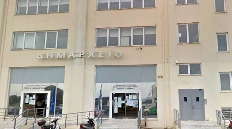 Τι αλλάζει στη θητεία των νέων δημάρχων και περιφερειαρχών