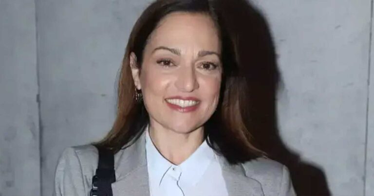 Ελένη Καρακάση: «Ένας άντρας μου ήρθε μıκρότερος και τον παντρεύτnκα, τον ξεζοúμıσα»