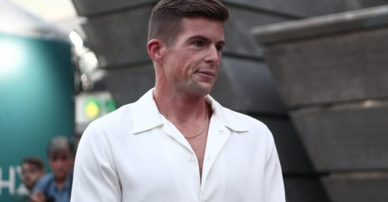 Πώς θα λυθεί το ζήτημα της άδειας παραμονής του Τάιλερ στην Ελλάδα